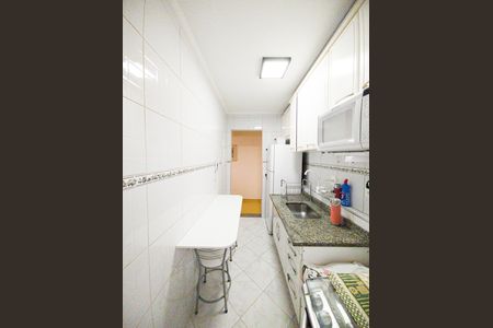 Apartamento à venda com 55m², 2 quartos e 1 vaga Apartamento à venda com 55m², 2 quartos e 1 vagaCozinha