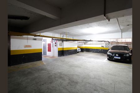 Apartamento à venda com 55m², 2 quartos e 1 vaga Apartamento à venda com 55m², 2 quartos e 1 vagaÁrea comum - Estacionamento