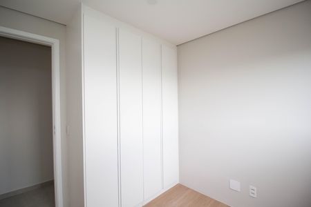 Apartamento para alugar com 70m², 2 quartos e 2 vagas Apartamento para alugar com 70m², 2 quartos e 2 vagasQuarto 2