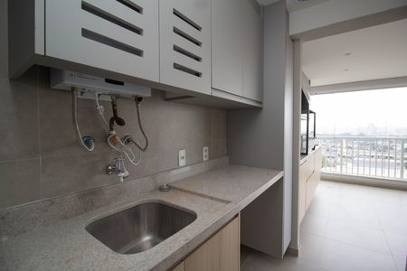 Área de Serviço de apartamento para alugar com 2 quartos, 70m² em Parque Sao Domingos, São Paulo