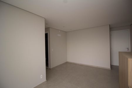 Sala de apartamento para alugar com 2 quartos, 70m² em Parque Sao Domingos, São Paulo
