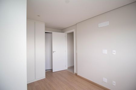 Apartamento para alugar com 70m², 2 quartos e 2 vagas Apartamento para alugar com 70m², 2 quartos e 2 vagasQuarto 1 - Suíte