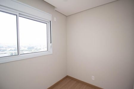 Quarto 2 de apartamento para alugar com 2 quartos, 70m² em Parque Sao Domingos, São Paulo