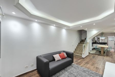 Casa à venda com 102m², 2 quartos e 1 vagaSala