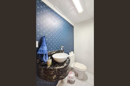 Casa à venda com 102m², 2 quartos e 1 vagaLavabo
