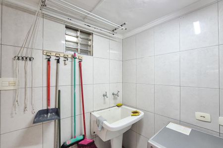Casa à venda com 102m², 2 quartos e 1 vagaÁrea de Serviço