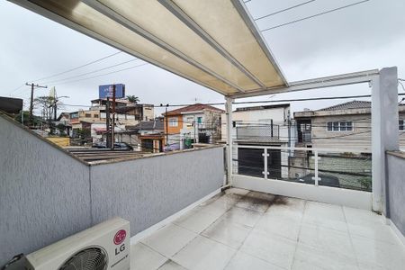 Casa à venda com 102m², 2 quartos e 1 vagavaranda do Quarto 2