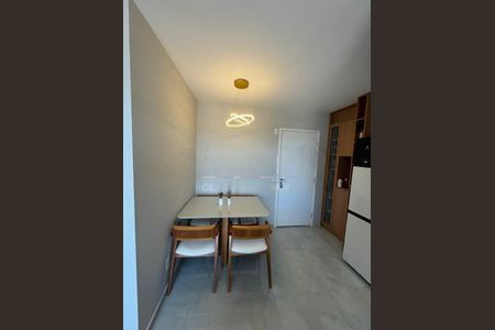 Apartamento à venda com 2 quartos, 43m² em Vila Isa, São Paulo