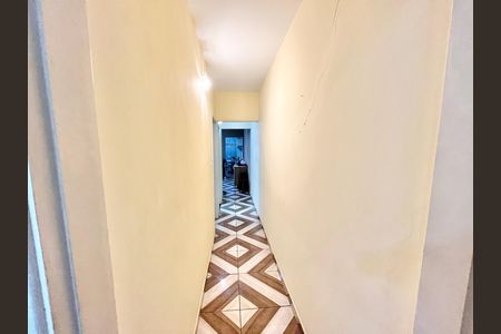 Casa para alugar com 130m², 2 quartos e 1 vaga Casa para alugar com 130m², 2 quartos e 1 vagaCorredor