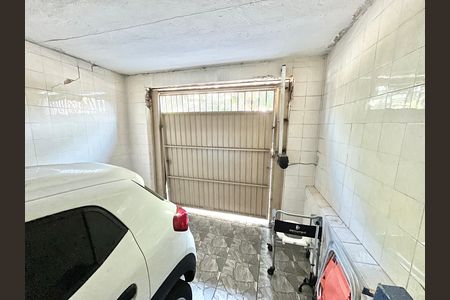 Casa para alugar com 130m², 2 quartos e 1 vaga Casa para alugar com 130m², 2 quartos e 1 vagaGaragem