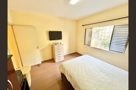 Casa para alugar com 130m², 2 quartos e 1 vaga Casa para alugar com 130m², 2 quartos e 1 vagaQuarto 1