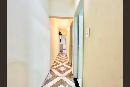 Corredor de casa para alugar com 2 quartos, 130m² em Chora Menino, São Paulo