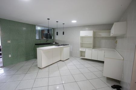 Casa para alugar com 200m², 3 quartos e 3 vagasCozinha
