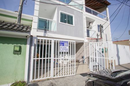 Casa para alugar com 200m², 3 quartos e 3 vagasFachada