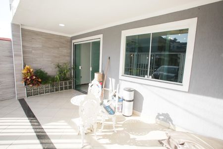 Casa para alugar com 200m², 3 quartos e 3 vagasVaranda
