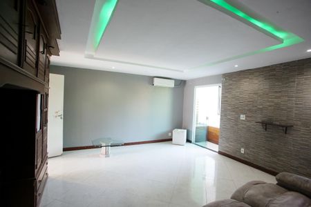 Casa para alugar com 200m², 3 quartos e 3 vagasQuarto Suíte 1