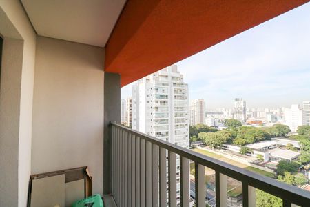 Varanda de kitnet/studio para alugar com 1 quarto, 25m² em Santo Amaro, São Paulo
