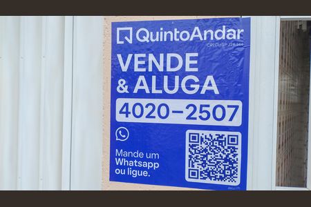Casa à venda com 150m², 3 quartos e 2 vagas Casa à venda com 150m², 3 quartos e 2 vagasPlaca