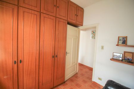 Casa à venda com 150m², 3 quartos e 2 vagas Casa à venda com 150m², 3 quartos e 2 vagasQuarto 2