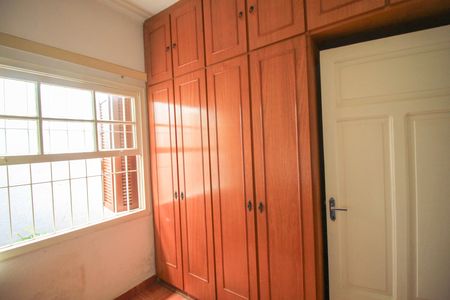 Casa à venda com 3 quartos, 150m² em Água Rasa, São Paulo