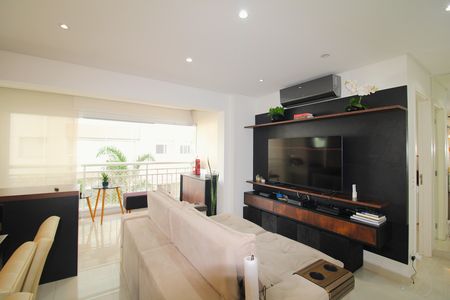 Apartamento à venda com 73m², 2 quartos e 1 vagaSala