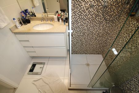Apartamento à venda com 73m², 2 quartos e 1 vagaQuarto 2 - Banheiro