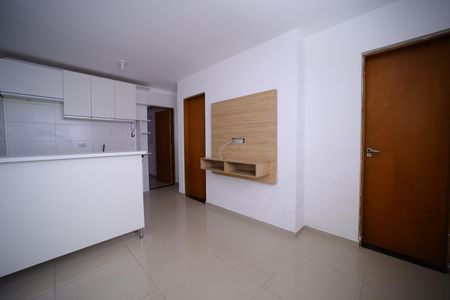 Sala de apartamento para alugar com 2 quartos, 54m² em Vila Guilhermina, São Paulo