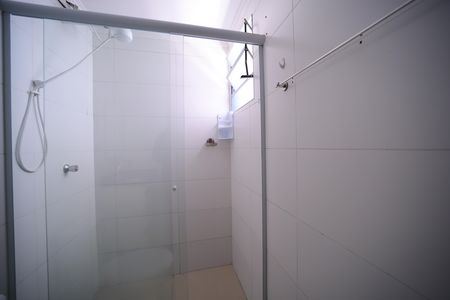 Banheiro de apartamento para alugar com 2 quartos, 54m² em Vila Guilhermina, São Paulo