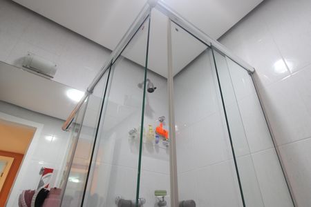 Casa de condomínio à venda com 181m², 3 quartos e 2 vagasBanheiro social
