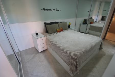 Casa de condomínio à venda com 181m², 3 quartos e 2 vagasSuíte
