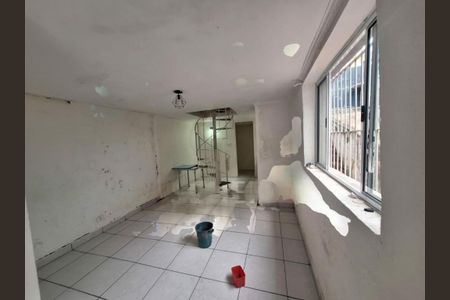 Casa à venda com 3 quartos, 117m² em Vila do Castelo, São Paulo