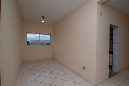 Apartamento para alugar com 75m², 3 quartos e 1 vaga Apartamento para alugar com 75m², 3 quartos e 1 vagaSala