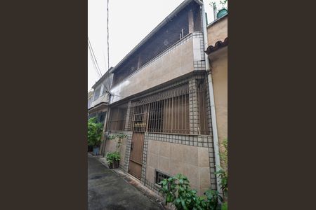 Casa para alugar com 130m², 2 quartos e sem vaga Casa para alugar com 130m², 2 quartos e sem vagaFachada