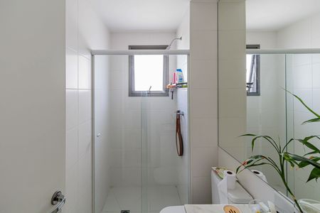 Apartamento à venda com 107m², 2 quartos e 2 vagas Apartamento à venda com 107m², 2 quartos e 2 vagasSuite 02 - Banheiro