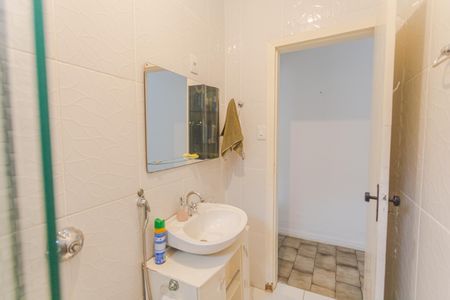 Casa para alugar com 120m², 2 quartos e 1 vaga Casa para alugar com 120m², 2 quartos e 1 vagaBanheiro Social