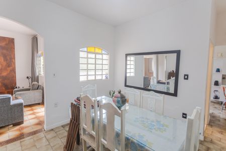 Casa para alugar com 120m², 2 quartos e 1 vaga Casa para alugar com 120m², 2 quartos e 1 vagaCopa