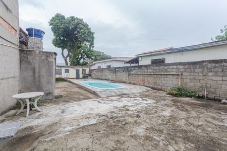 Casa para alugar com 120m², 2 quartos e 1 vaga Casa para alugar com 120m², 2 quartos e 1 vagaQuintal/Piscina