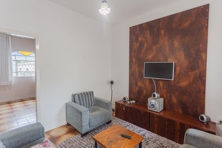 Sala de casa para alugar com 2 quartos, 120m² em Santa Tereza, Belo Horizonte