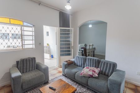 Casa para alugar com 120m², 2 quartos e 1 vaga Casa para alugar com 120m², 2 quartos e 1 vagaSala