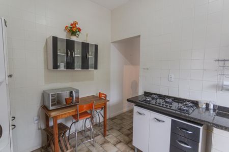 Casa para alugar com 120m², 2 quartos e 1 vaga Casa para alugar com 120m², 2 quartos e 1 vagaCozinha