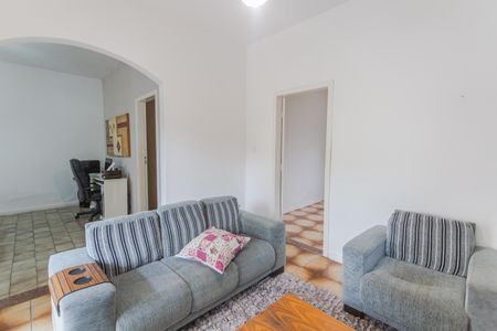 Sala de casa para alugar com 2 quartos, 120m² em Santa Tereza, Belo Horizonte