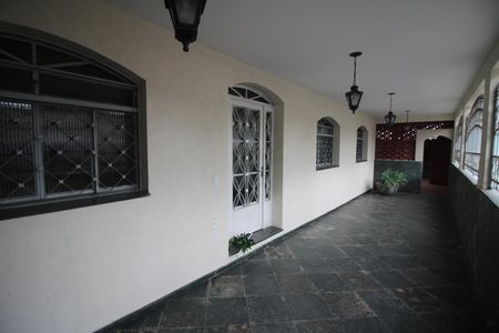 Casa para alugar com 300m², 5 quartos e 2 vagasVaranda 2