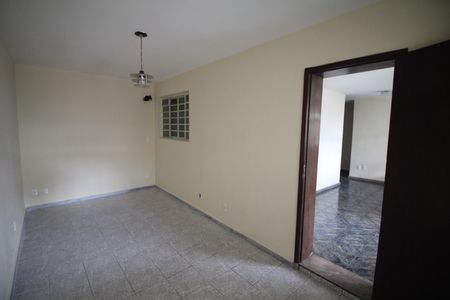 Casa para alugar com 300m², 5 quartos e 2 vagasQuarto 1