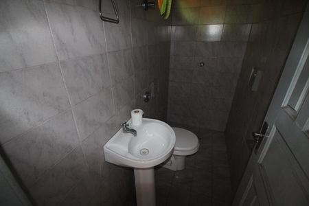 Casa para alugar com 300m², 5 quartos e 2 vagasBanheiro 3