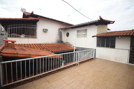 Casa para alugar com 300m², 5 quartos e 2 vagasQuintal