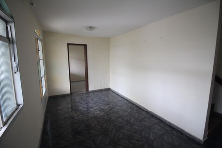 Casa para alugar com 300m², 5 quartos e 2 vagasSala