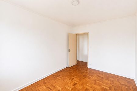Apartamento para alugar com 65m², 3 quartos e sem vaga Apartamento para alugar com 65m², 3 quartos e sem vagaDormitório 1