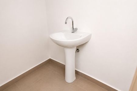 Apartamento para alugar com 65m², 3 quartos e sem vaga Apartamento para alugar com 65m², 3 quartos e sem vagaBanheiro
