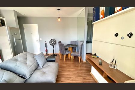 Sala de apartamento para alugar com 2 quartos, 48m² em Vila Galvão, Guarulhos