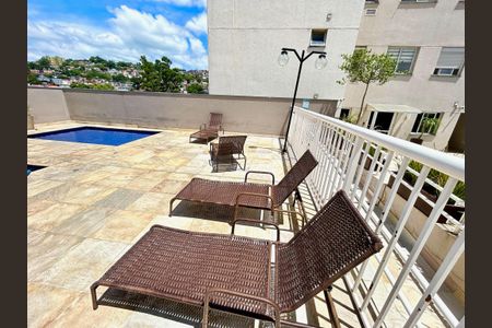 Apartamento para alugar com 48m², 2 quartos e 1 vaga Apartamento para alugar com 48m², 2 quartos e 1 vagaÁrea comum - Piscina